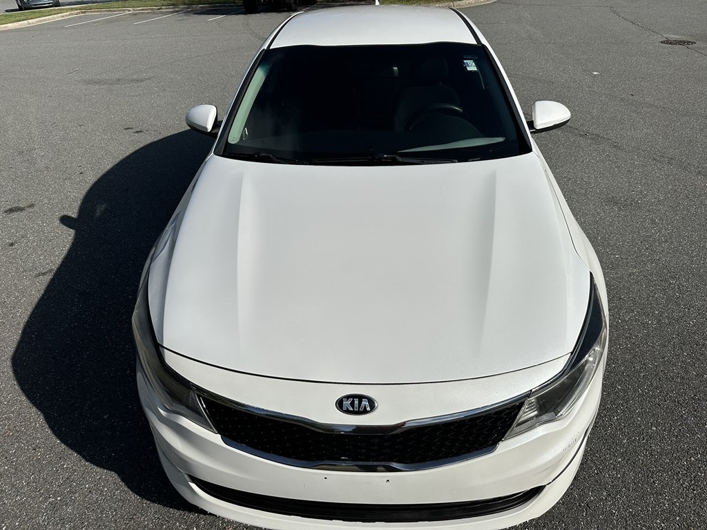 2017 Kia Optima 1.6T LX photo 9