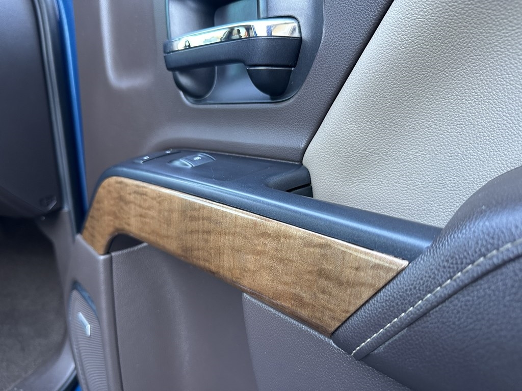 Chevrolet Silverado 1500 LTZ Crew Cab 4WD 2018