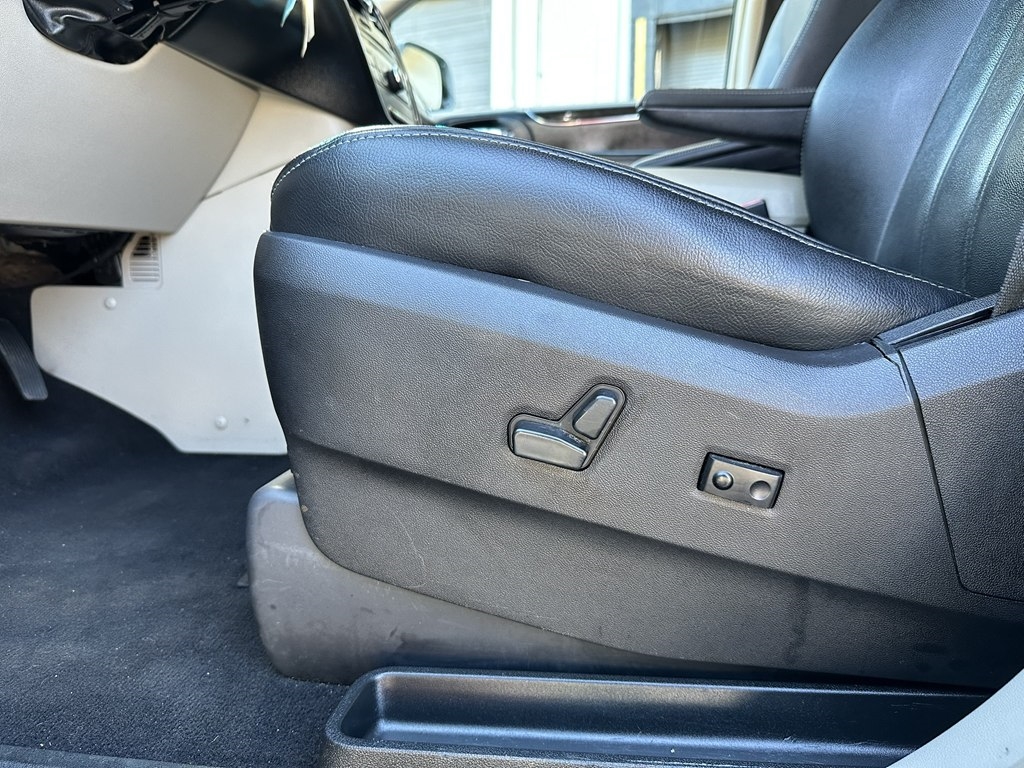Chrysler Town & Country Touring 2014