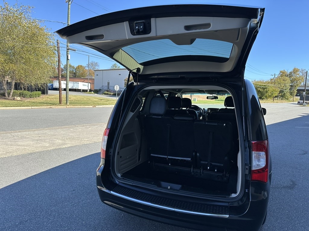 Chrysler Town & Country Touring 2014