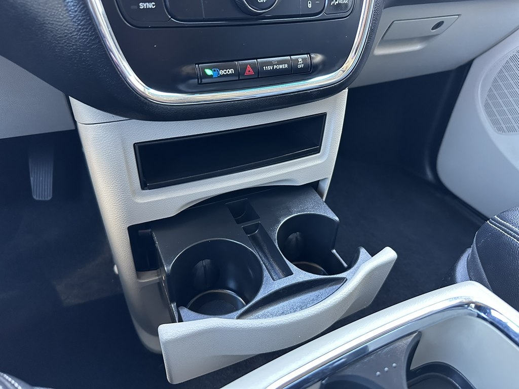 Chrysler Town & Country Touring 2014