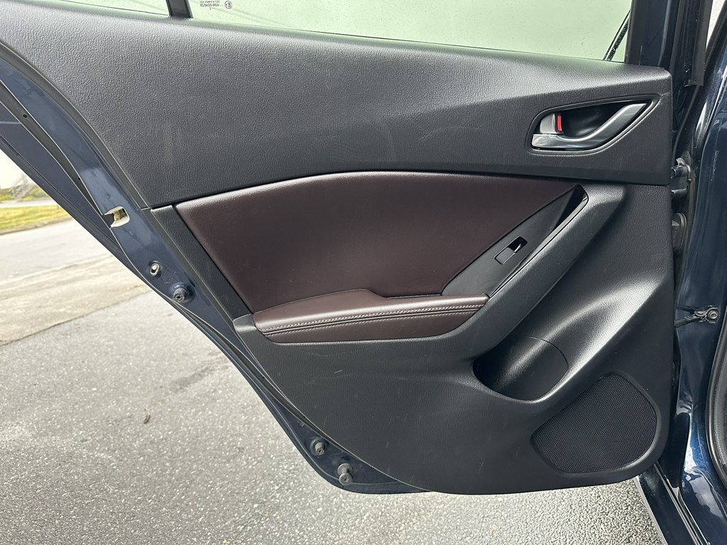 Mazda MAZDA3 s Grand Touring AT 5-Door 2018