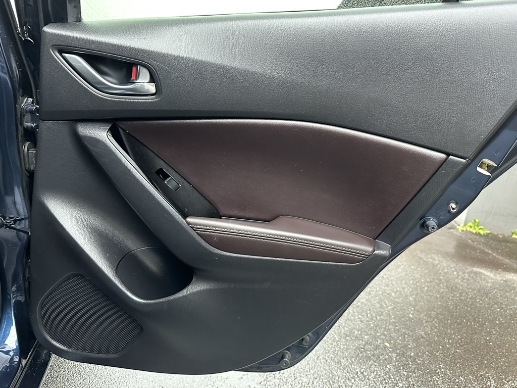 Mazda MAZDA3 s Grand Touring AT 5-Door 2018