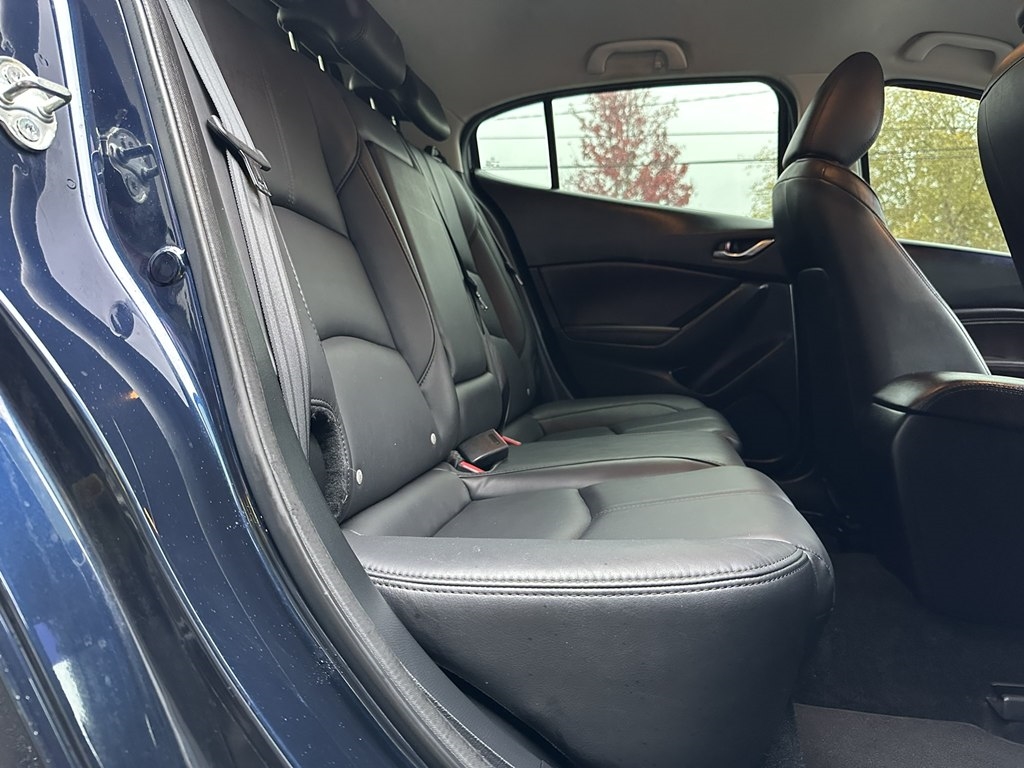 Mazda MAZDA3 s Grand Touring AT 5-Door 2018