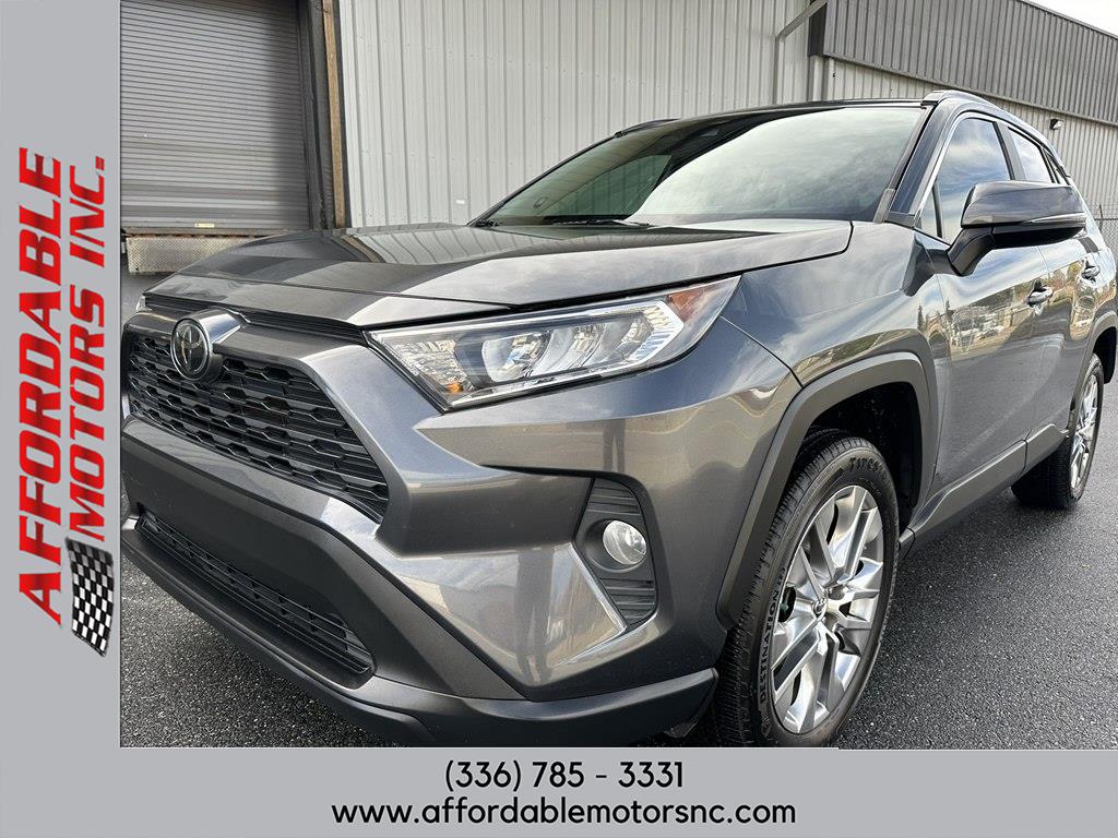 2020 Toyota RAV4 XLE Premium