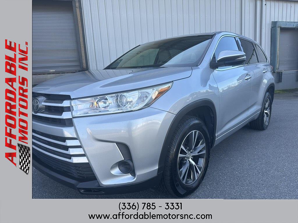 2017 Toyota Highlander LE FWD I4