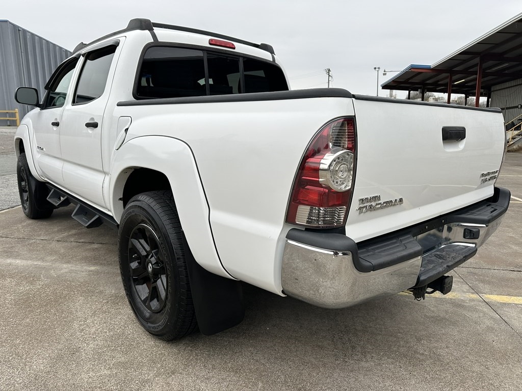 2009 Toyota Tacoma PreRunner Double Cab V6 photo 3
