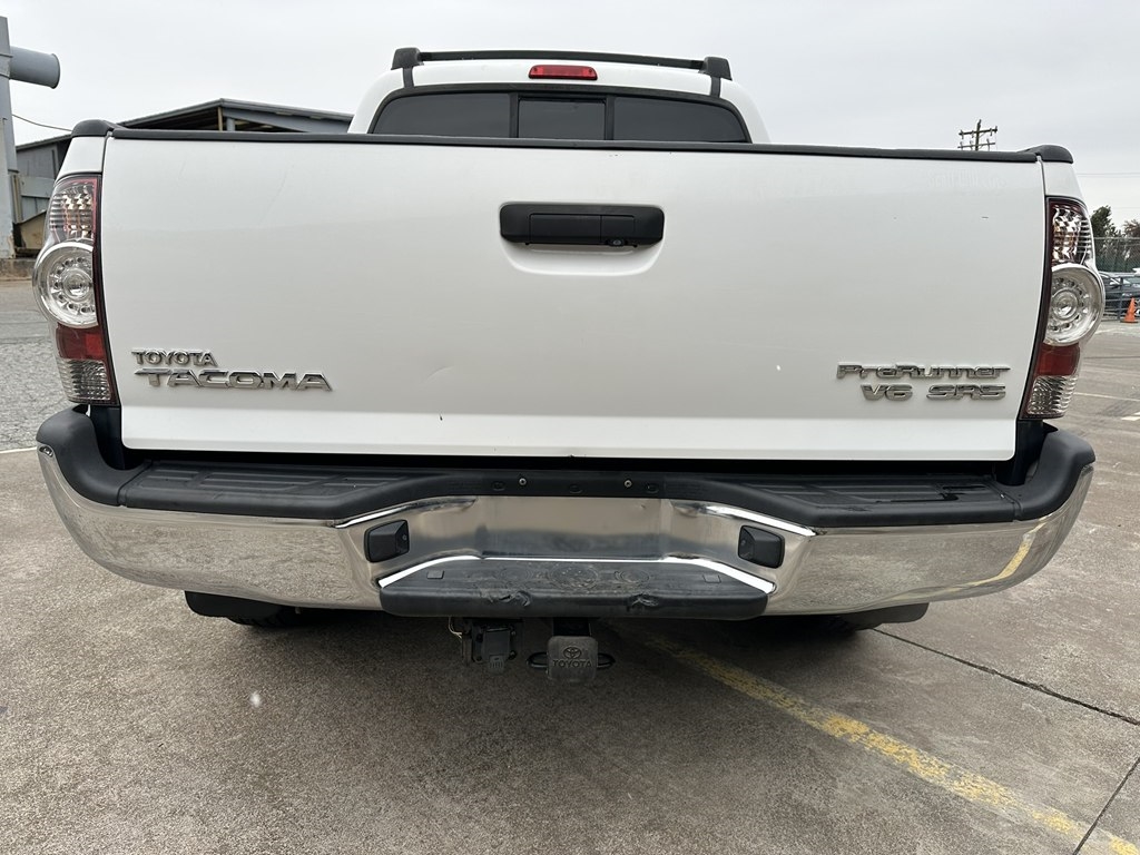 2009 Toyota Tacoma PreRunner Double Cab V6 photo 4