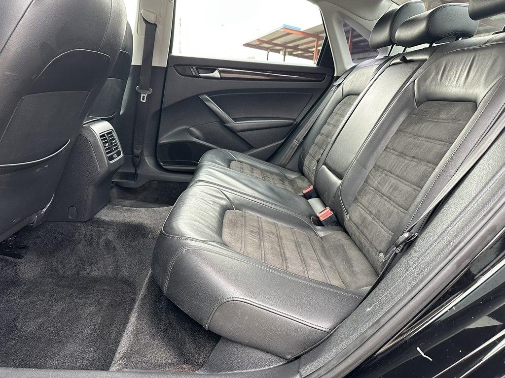 Volkswagen Passat  2015