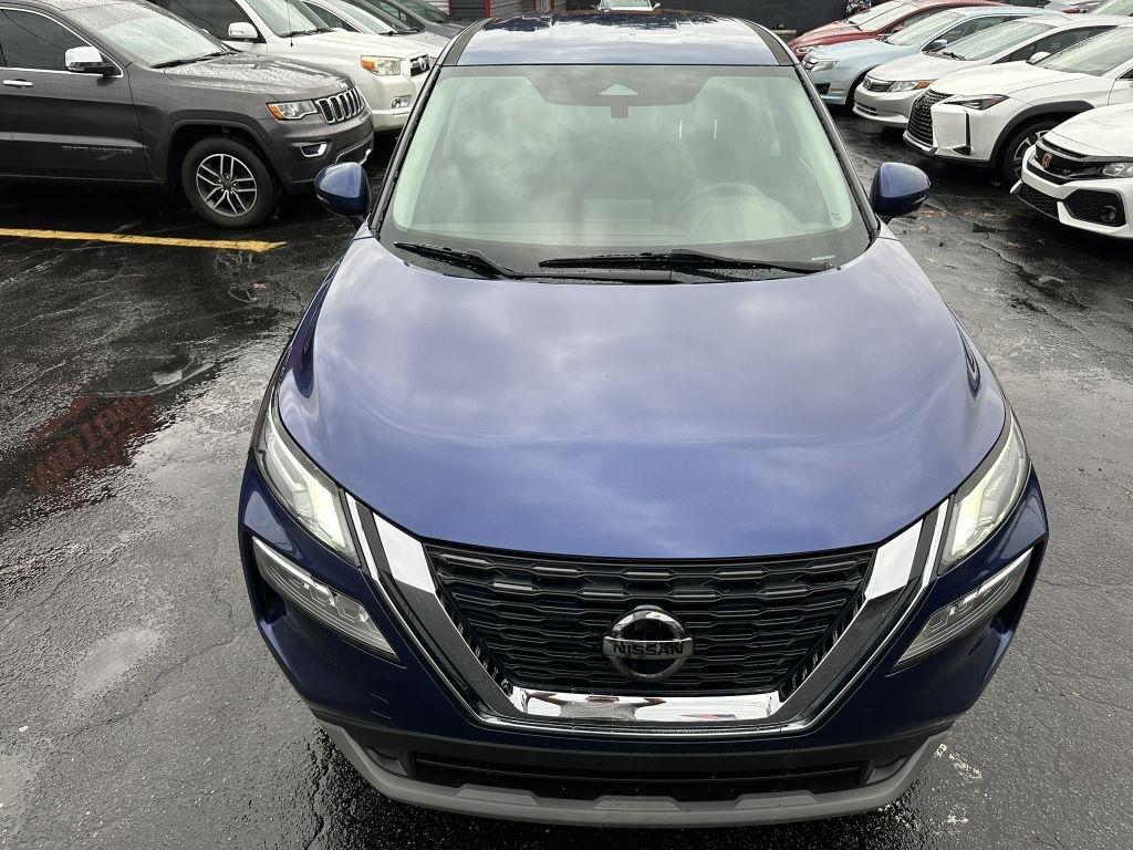 2021 Nissan Rogue SV - Photo 10