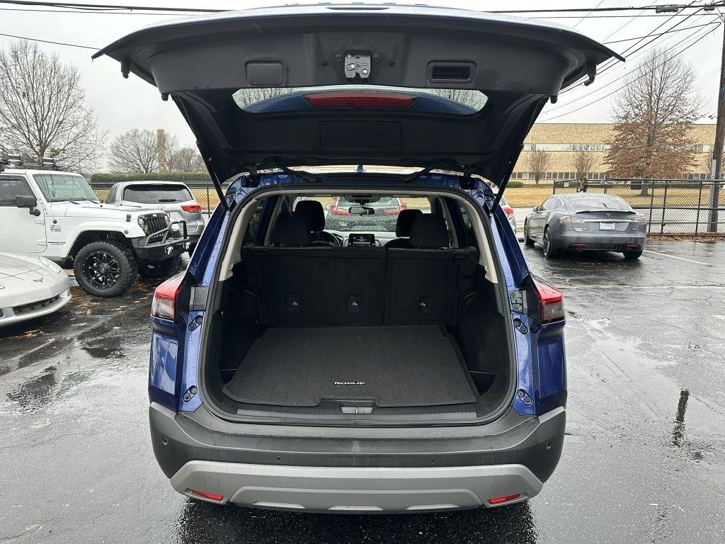 2021 Nissan Rogue SV - Photo 24