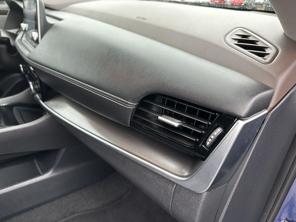 2021 Nissan Rogue SV - Photo 32