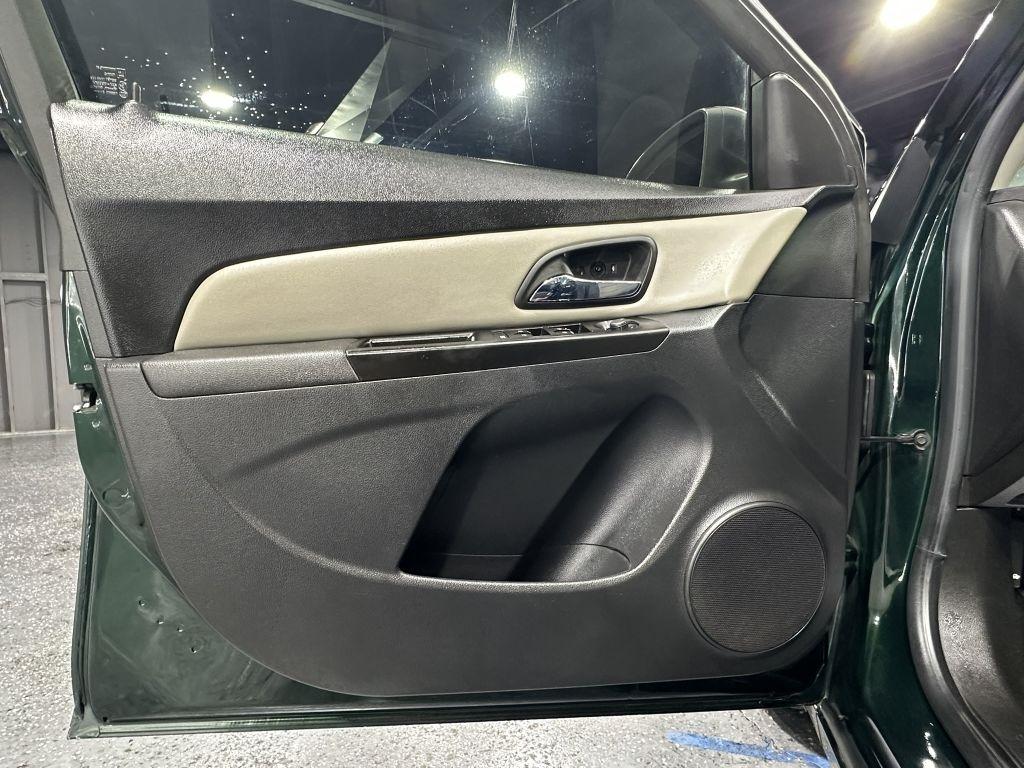 Chevrolet Cruze LS Auto 2014