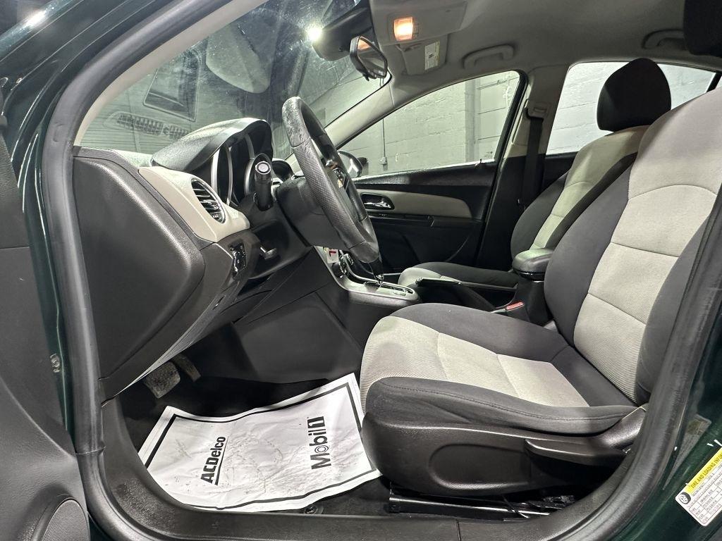 Chevrolet Cruze LS Auto 2014