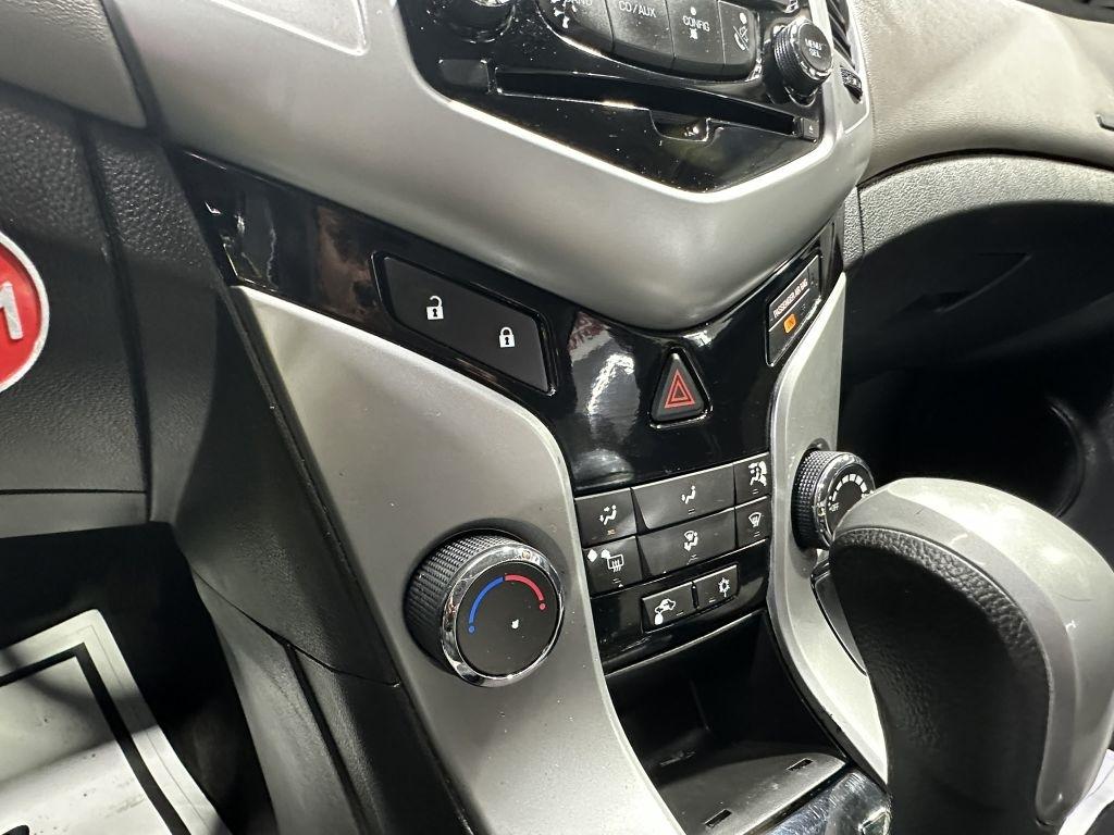 Chevrolet Cruze LS Auto 2014