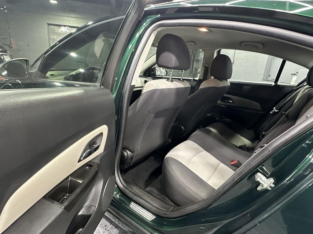 Chevrolet Cruze LS Auto 2014