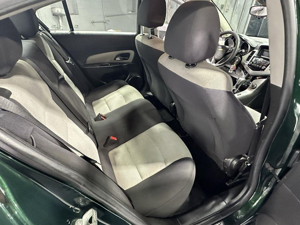 Chevrolet Cruze LS Auto 2014