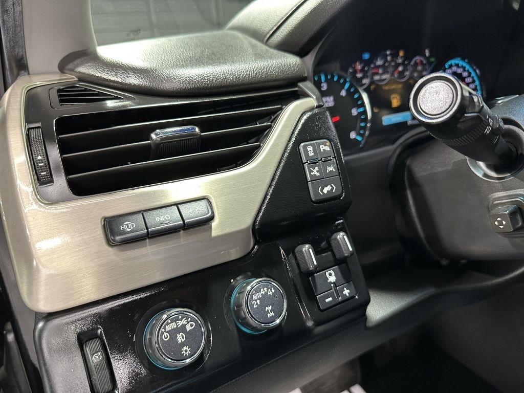 2018 GMC Yukon XL Denali - Photo 18