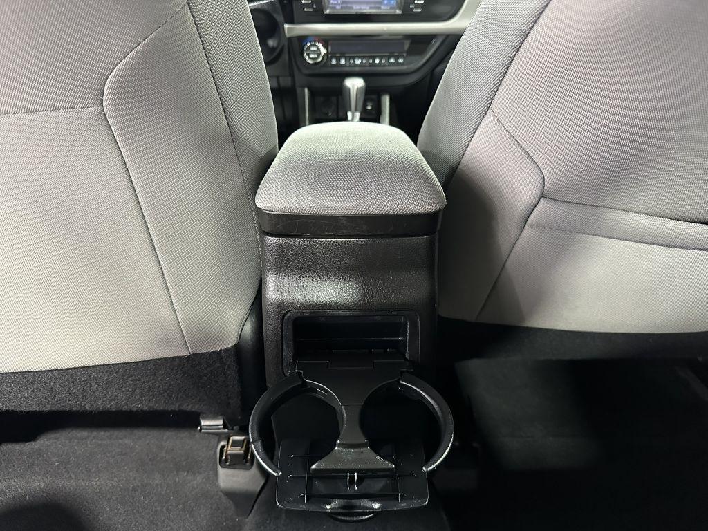 Toyota Corolla LE CVT 2016