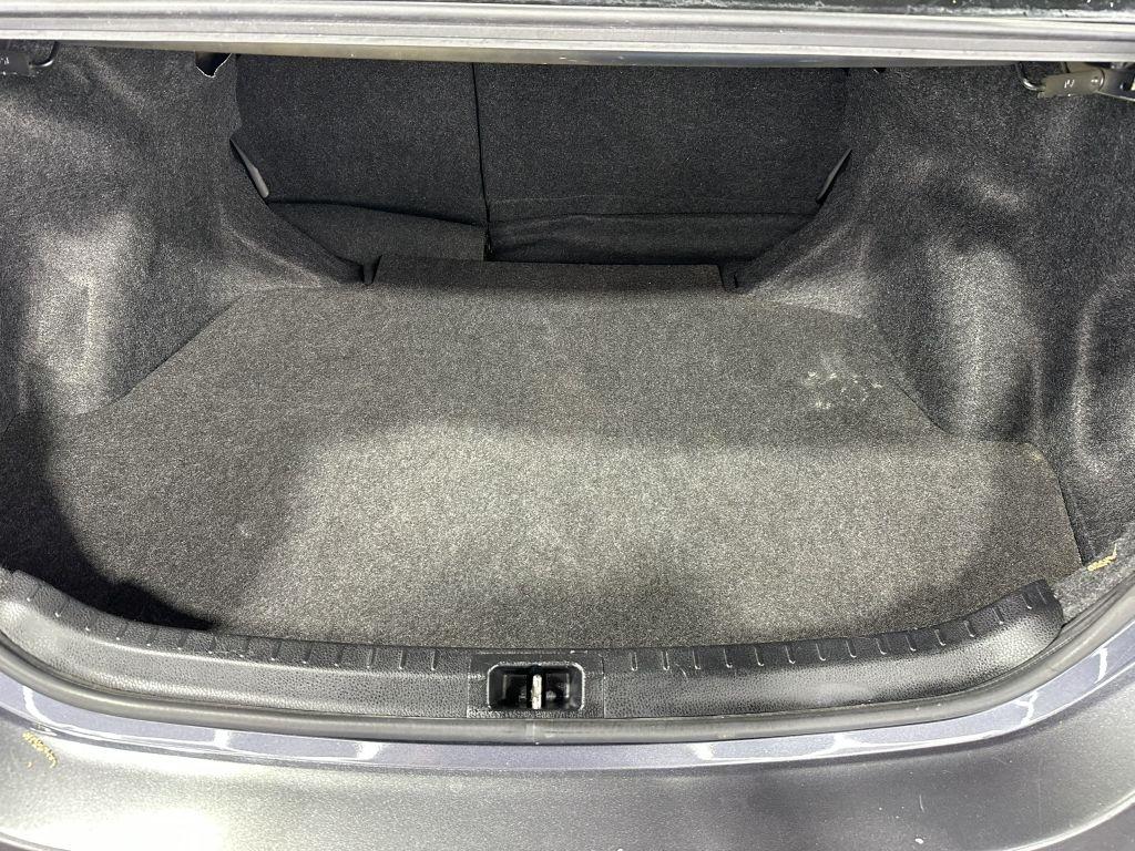 Toyota Corolla LE CVT 2016