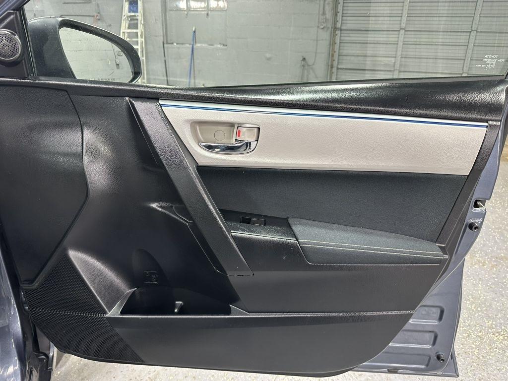 Toyota Corolla LE CVT 2016