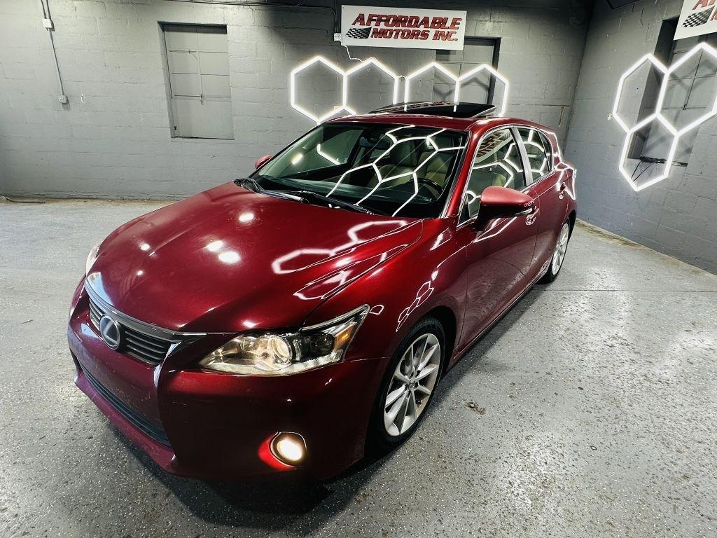  2013 Lexus CT Hybrid 200h FWD   