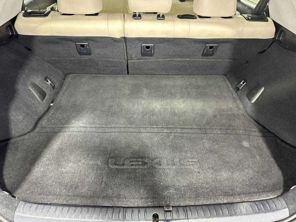 Lexus CT photo 31