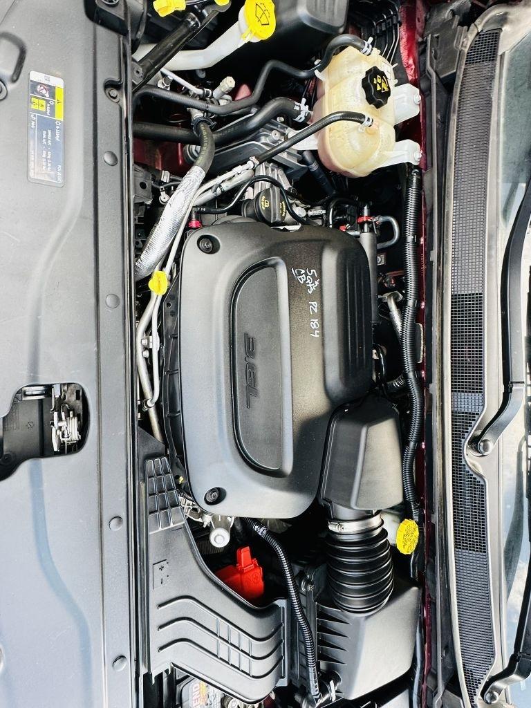 Chrysler Pacifica photo 39