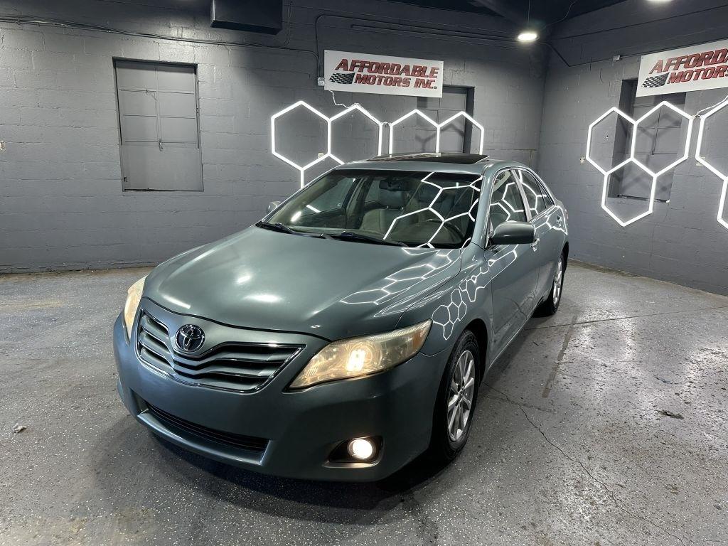 Toyota Camry XLE 2010