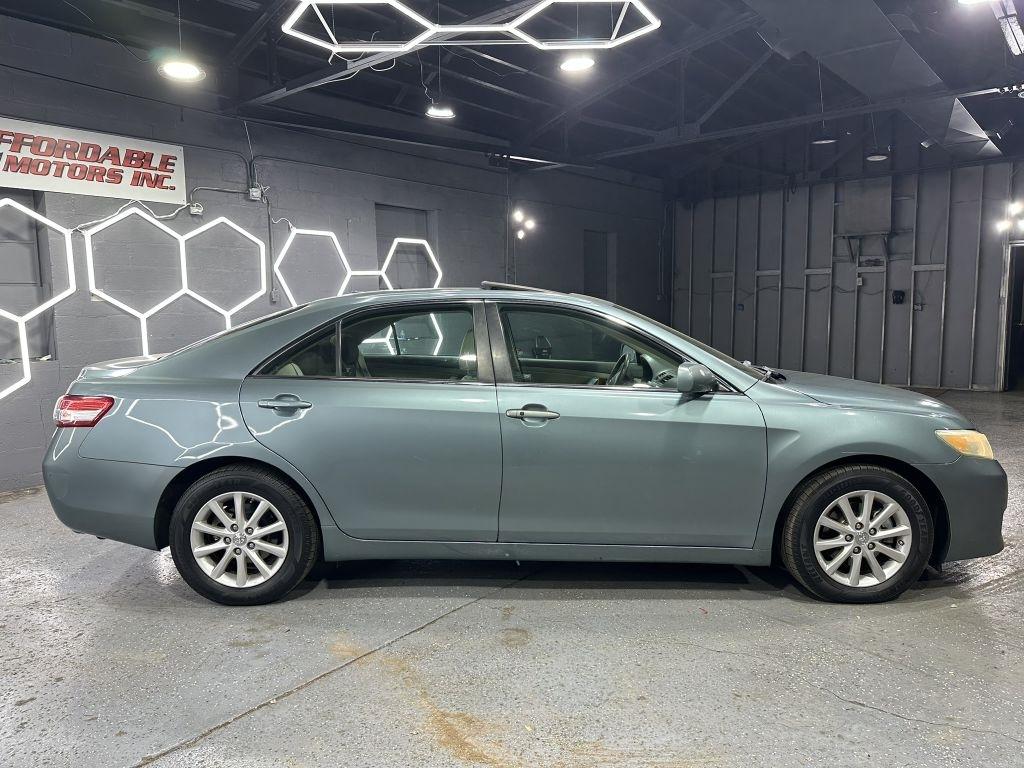 Toyota Camry XLE 2010