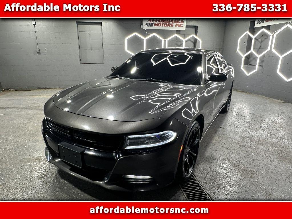 2017 Dodge Charger SXT