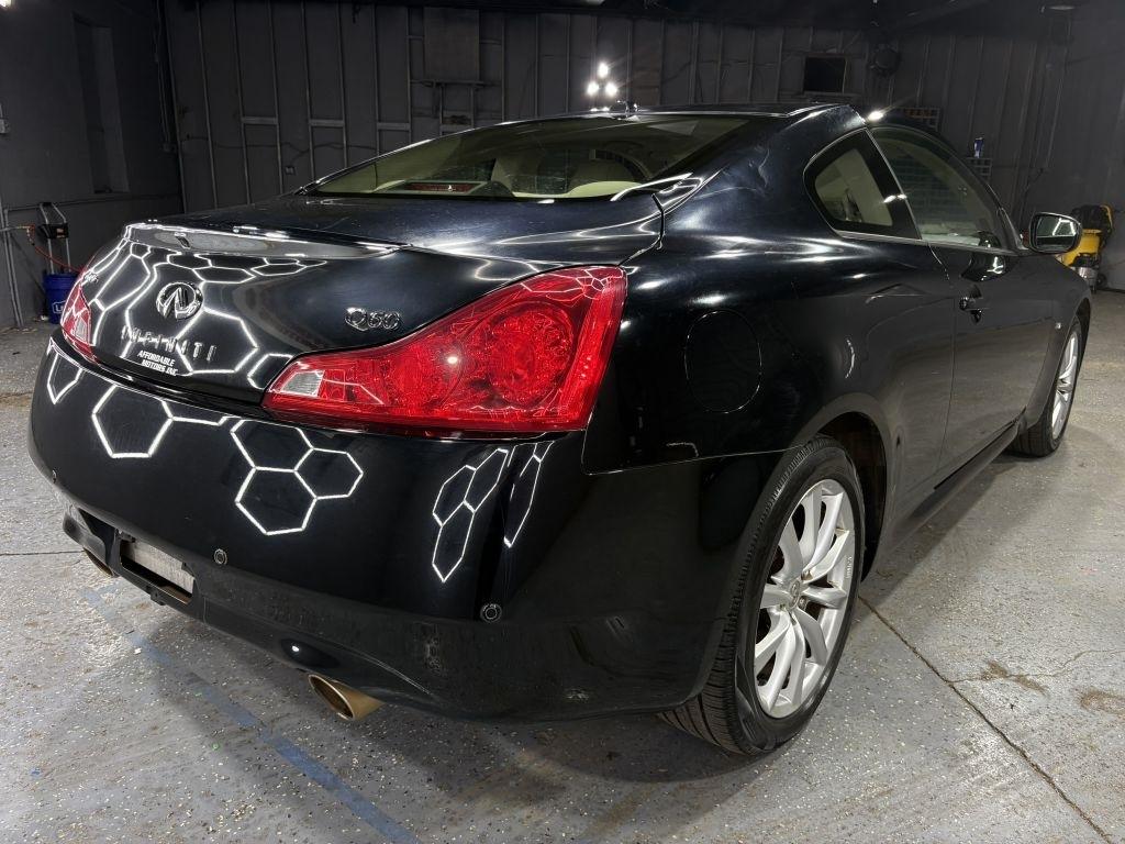Infiniti Q60 Coupe AWD 2014