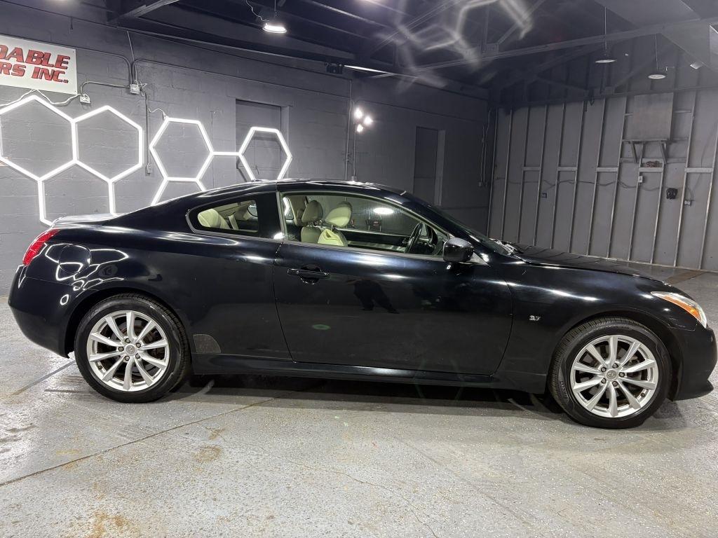 Infiniti Q60 Coupe AWD 2014