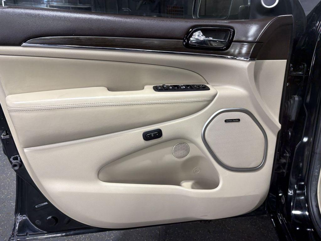 Jeep Grand Cherokee Overland 4WD 2019