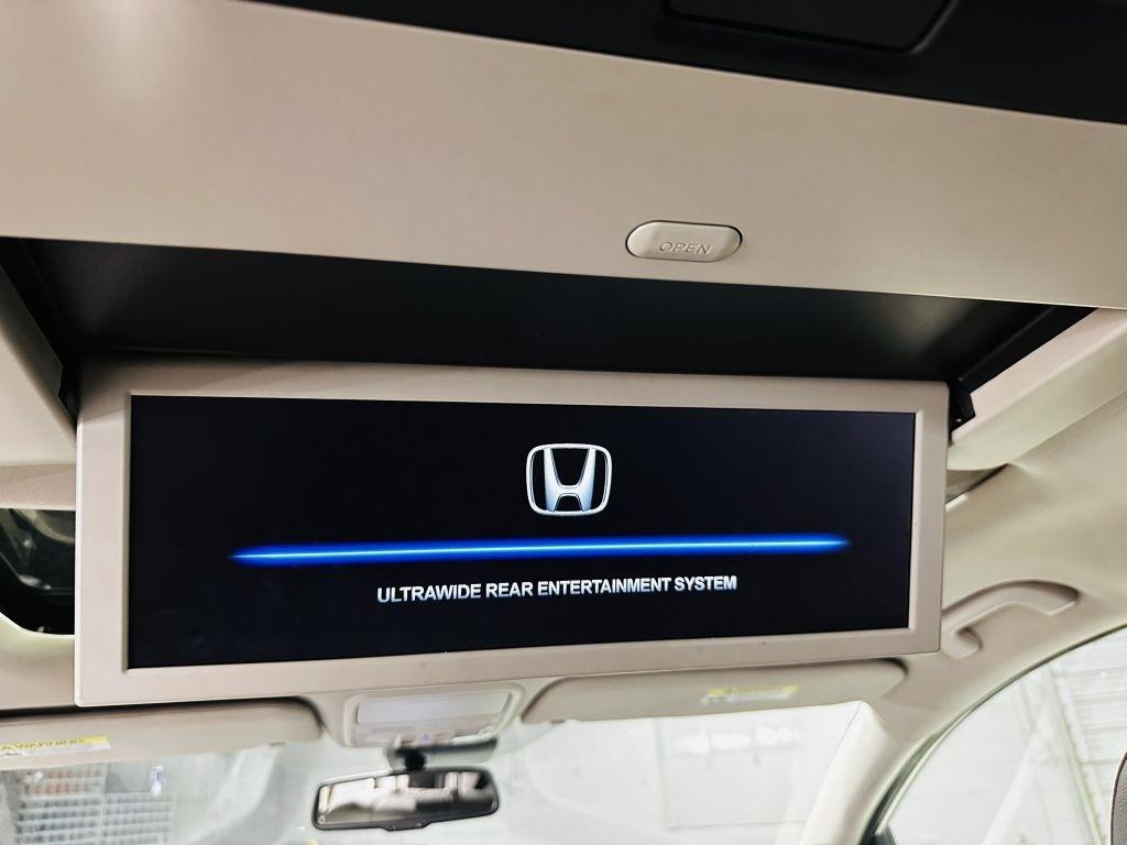 Honda Odyssey Touring 2015