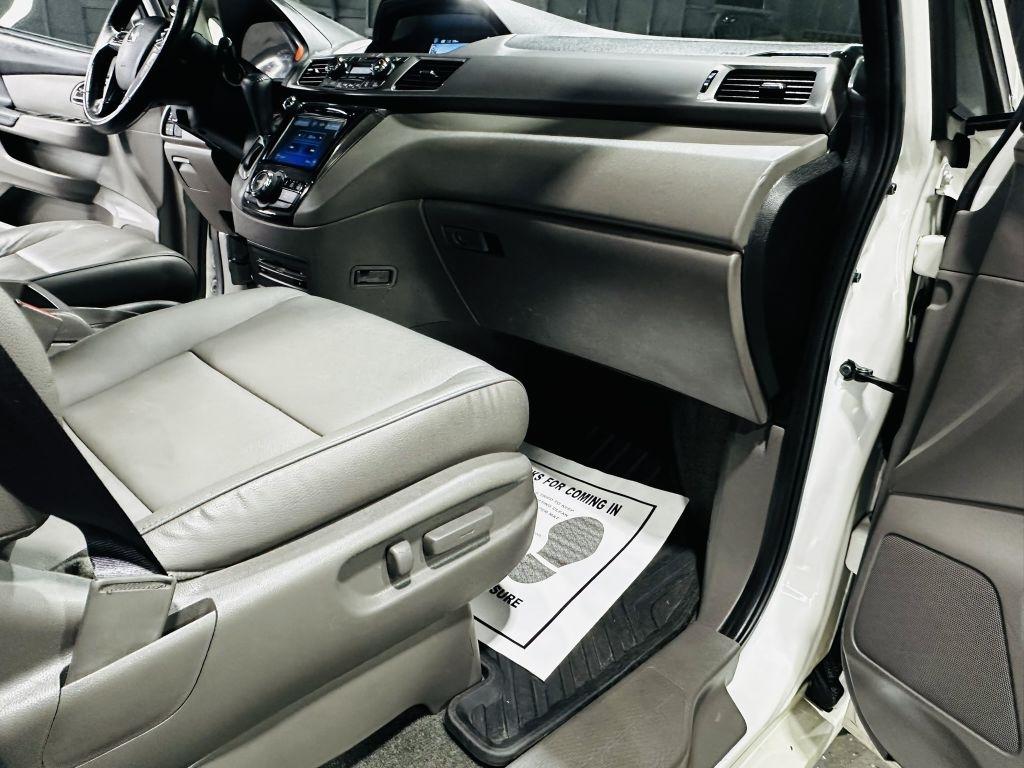 Honda Odyssey Touring 2015