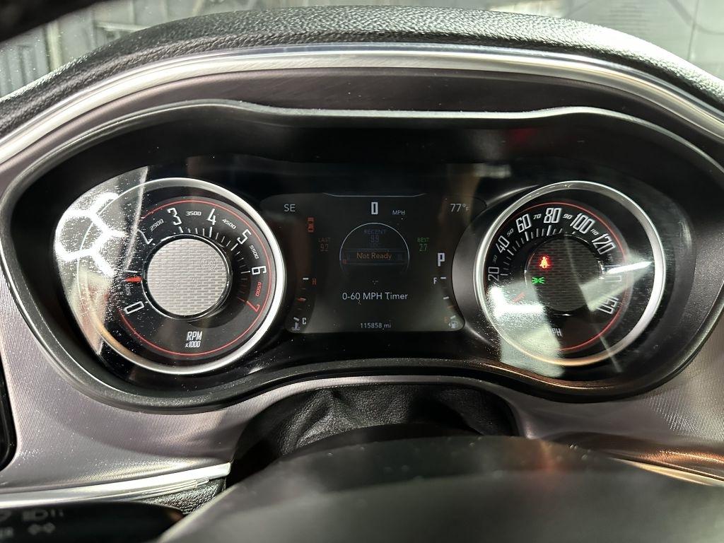 Dodge Challenger SXT 2021