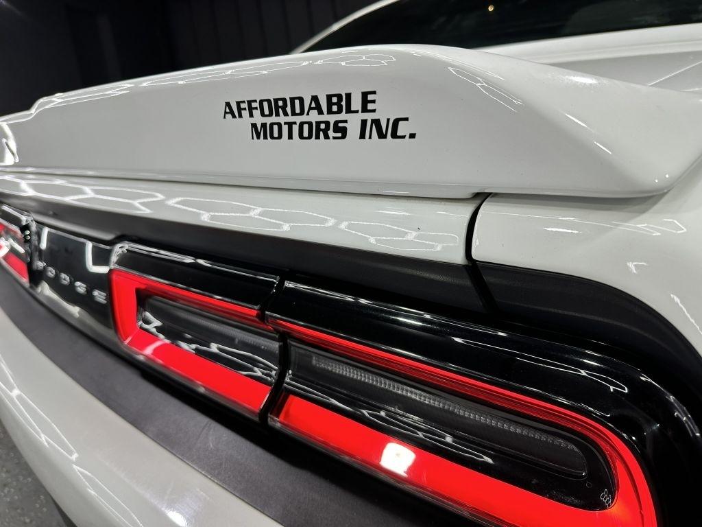Dodge Challenger SXT 2021