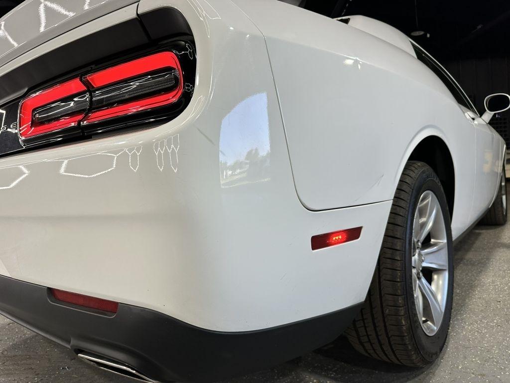 Dodge Challenger SXT 2021