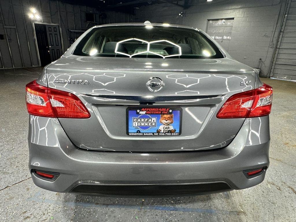 Nissan Sentra  2019
