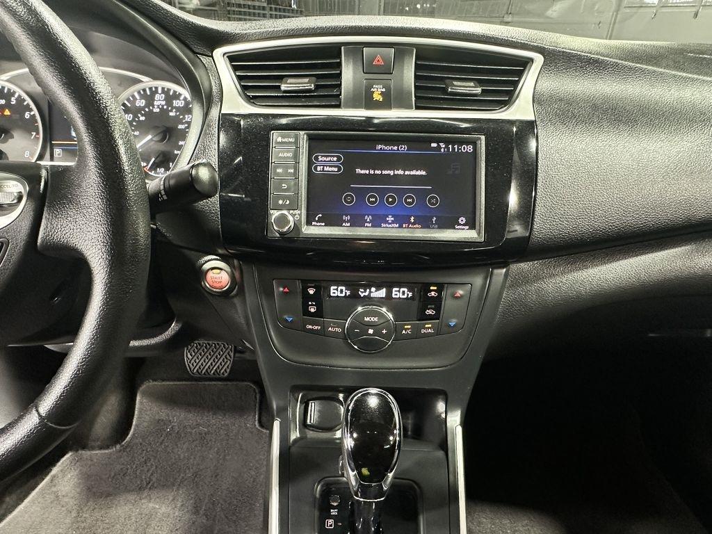 Nissan Sentra  2019