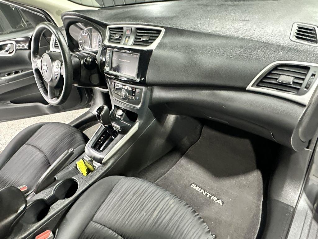 Nissan Sentra  2019