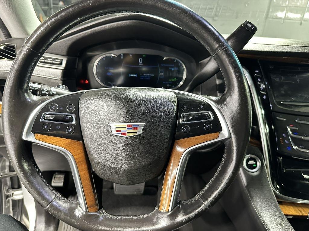 Cadillac Escalade Luxury 4WD 2017