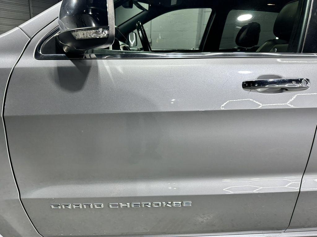 Jeep Grand Cherokee Overland 4WD 2015