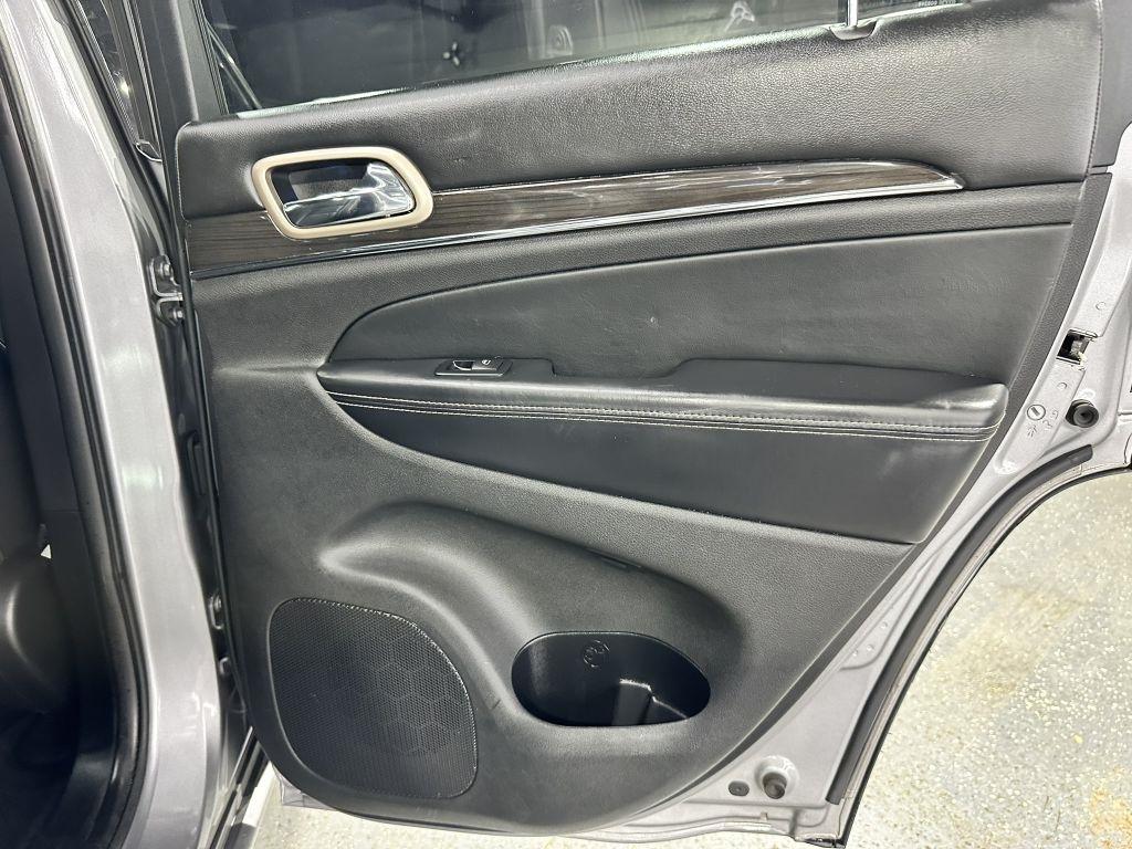 Jeep Grand Cherokee Overland 4WD 2015
