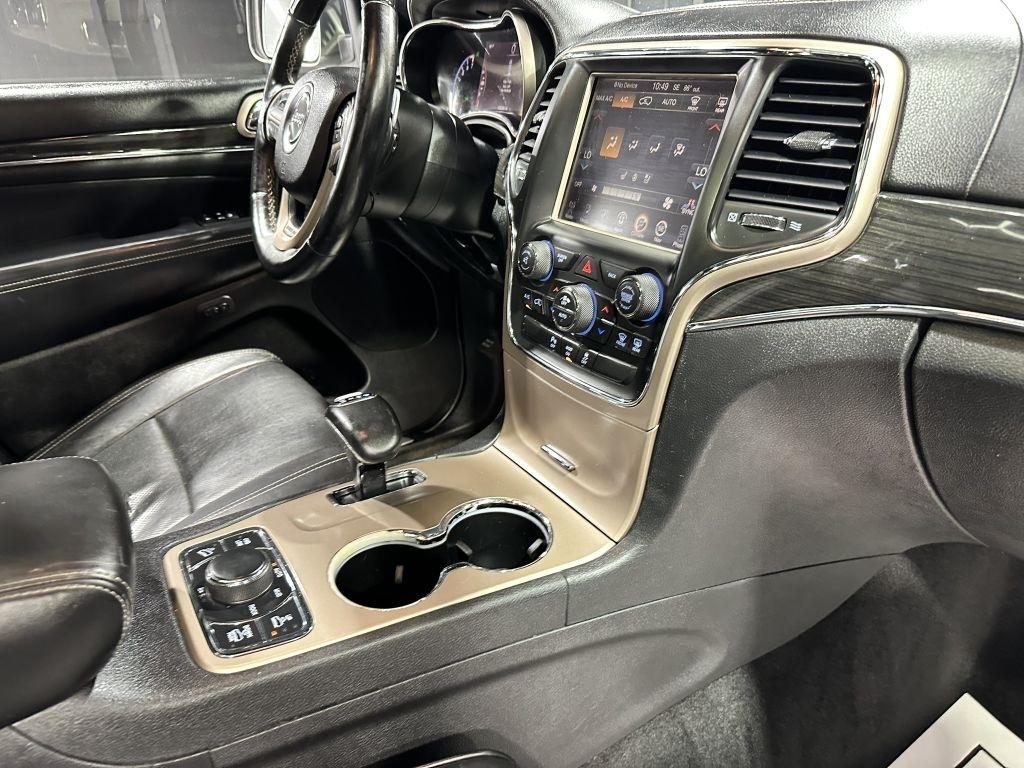 Jeep Grand Cherokee Overland 4WD 2015