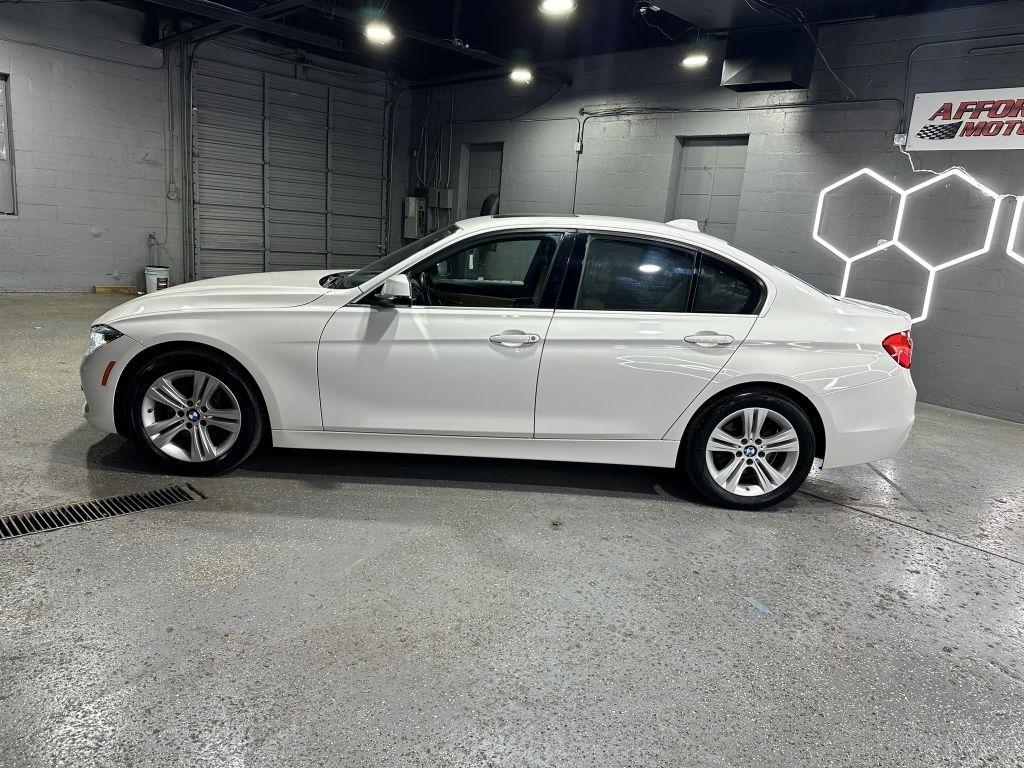 BMW 3-Series 330i SULEV Sedan 2017