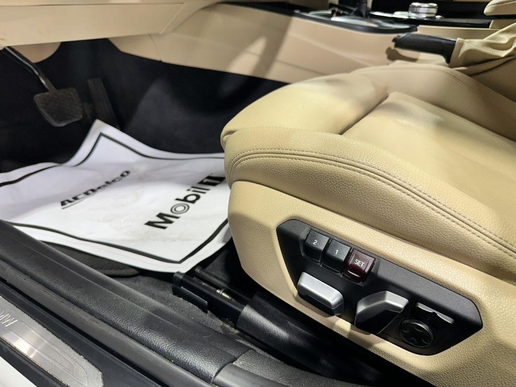 BMW 3-Series 330i SULEV Sedan 2017
