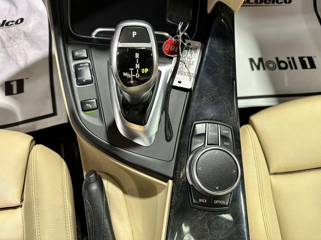 BMW 3-Series 330i SULEV Sedan 2017