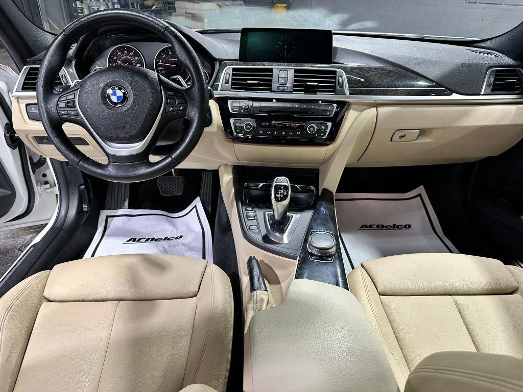 BMW 3-Series 330i SULEV Sedan 2017